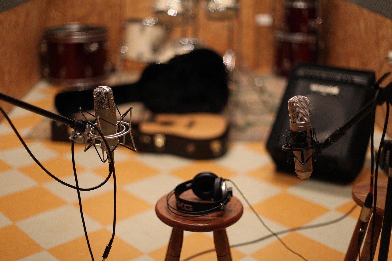 mic, music, studio, music studio, stage, sound, guitar, amplifier, music studio, music studio, music studio, music studio, music studio